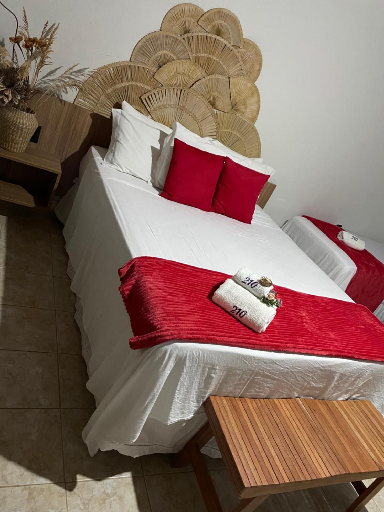 Flat 210 Pedra Do Rodeadouro Apartment *